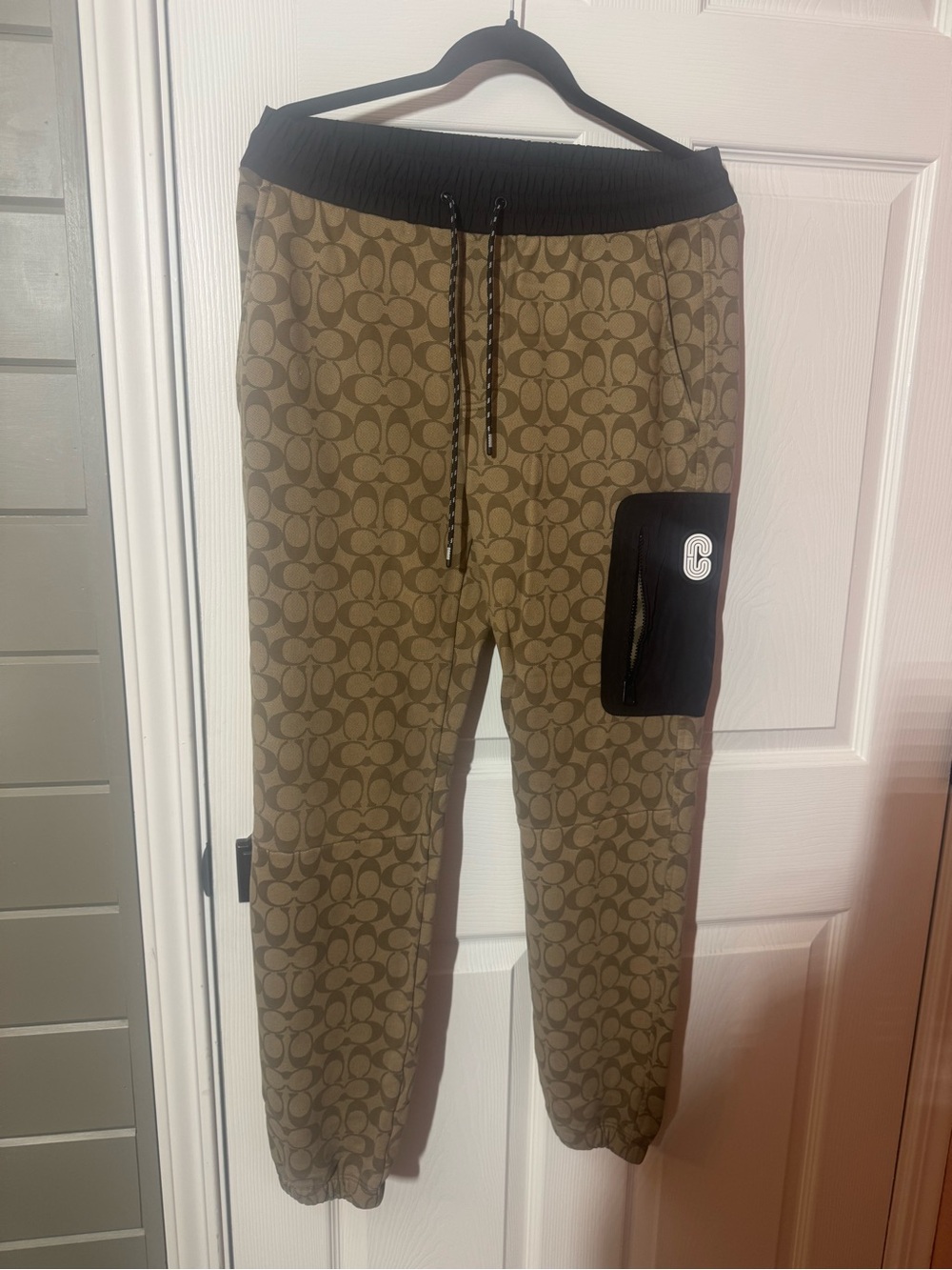 Coach Logo-Print Jogger Pants (small) unisex